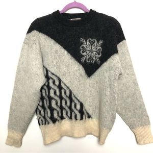 Samband of Iceland Vintage Wool Crew Neck Sweater Snowflake Black & White Medium